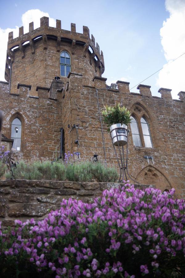 Castle At Edgehill Hotel Ratley Exterior photo